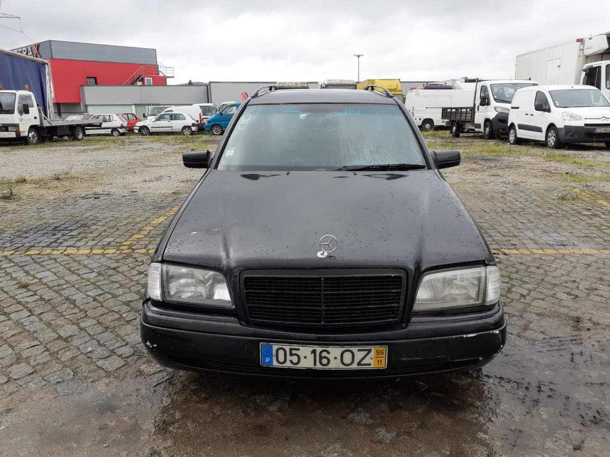 Mercedes-Benz C 220 — imagen 2