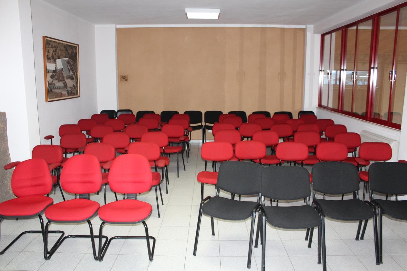 Equipamento de Escritório + Equipamento de Refeitório + Cacifos — imagem 5