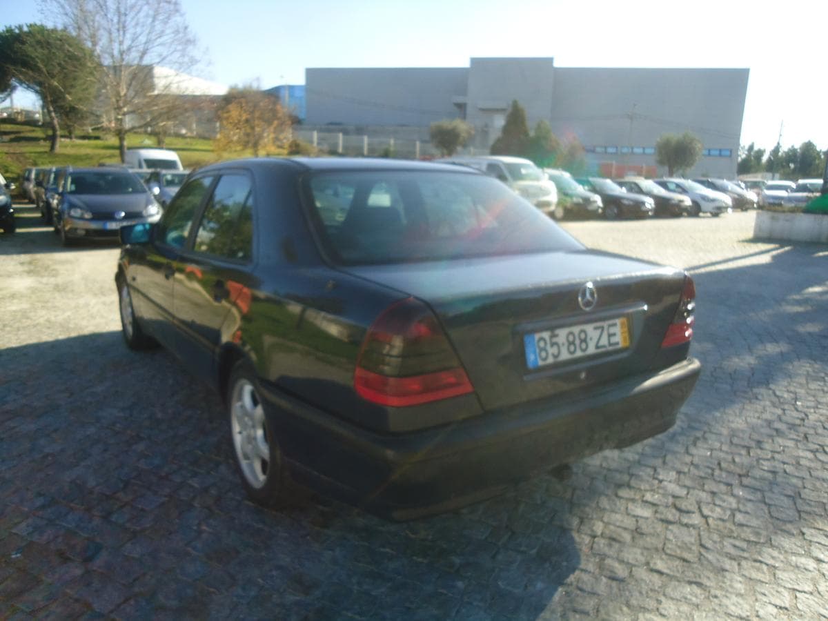 Mercedes-Benz C250 Turbo Diesel — imagen 6