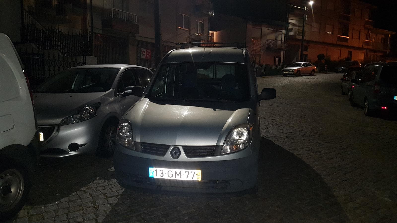 RENAULT KANGOO — imagem 2