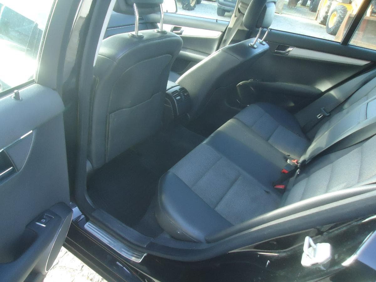 Mercedes-Benz C 220 CDI — image 16