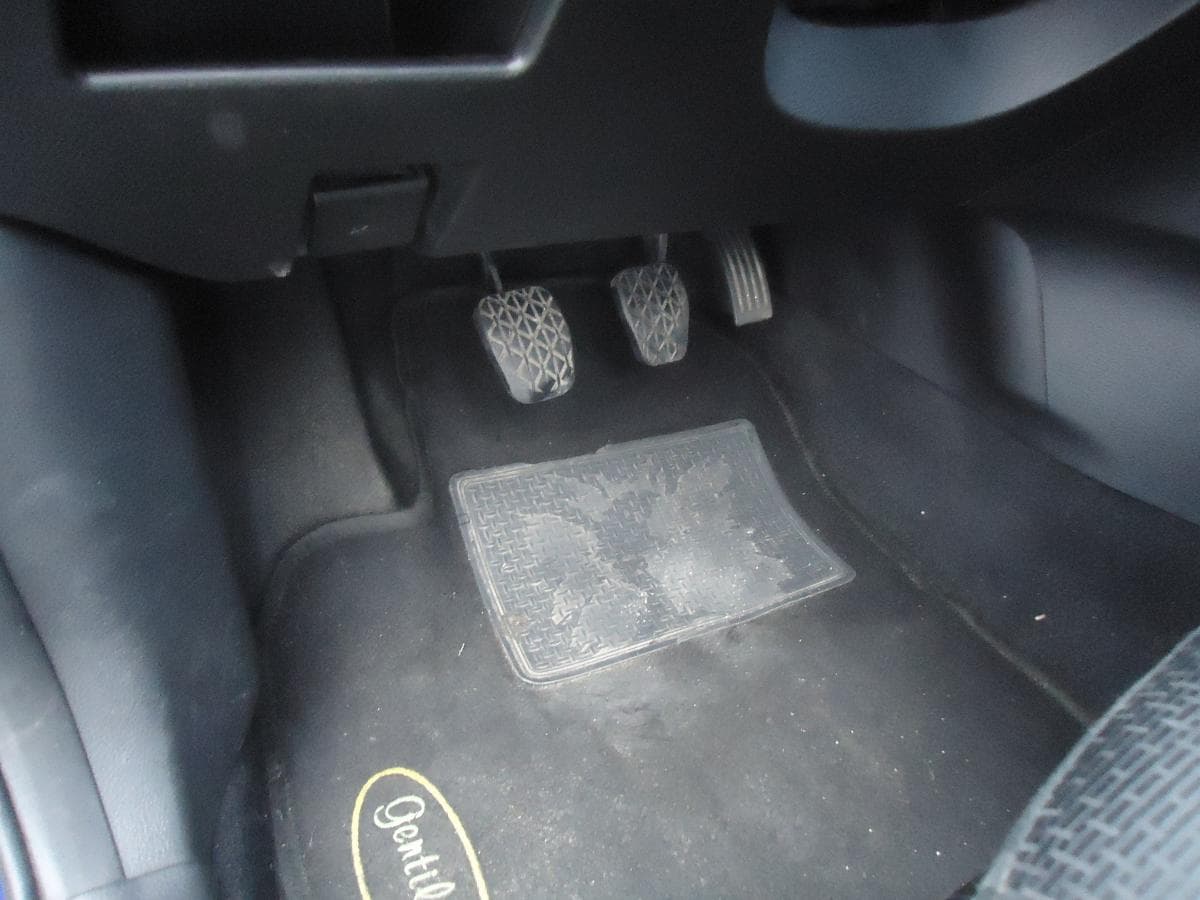 Mazda 3 1.6 · Diesel — imagem 8