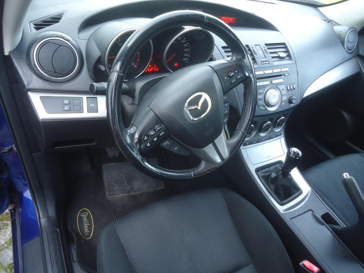 Mazda 3 1.6 · Diesel — imagem 10