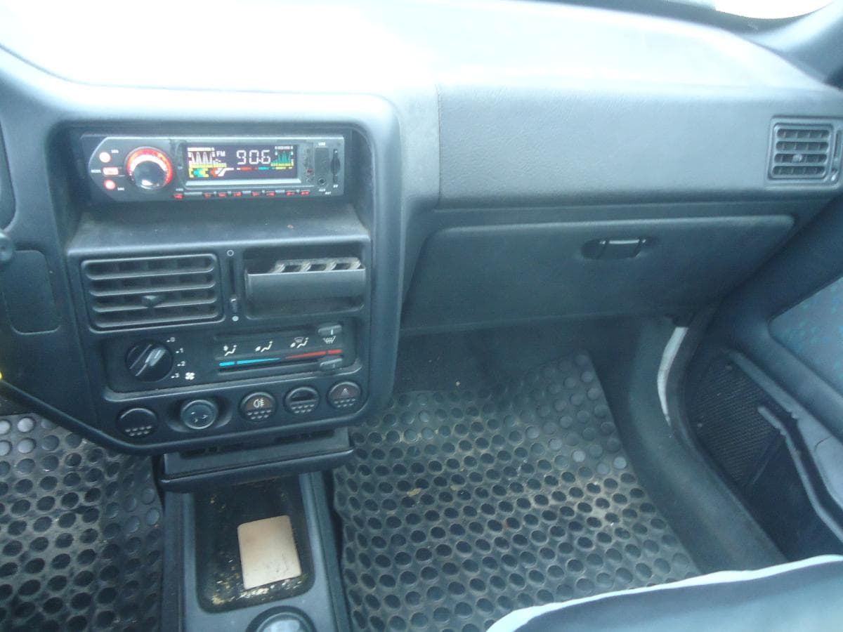 Peugeot 106 1.1 — imagem 12