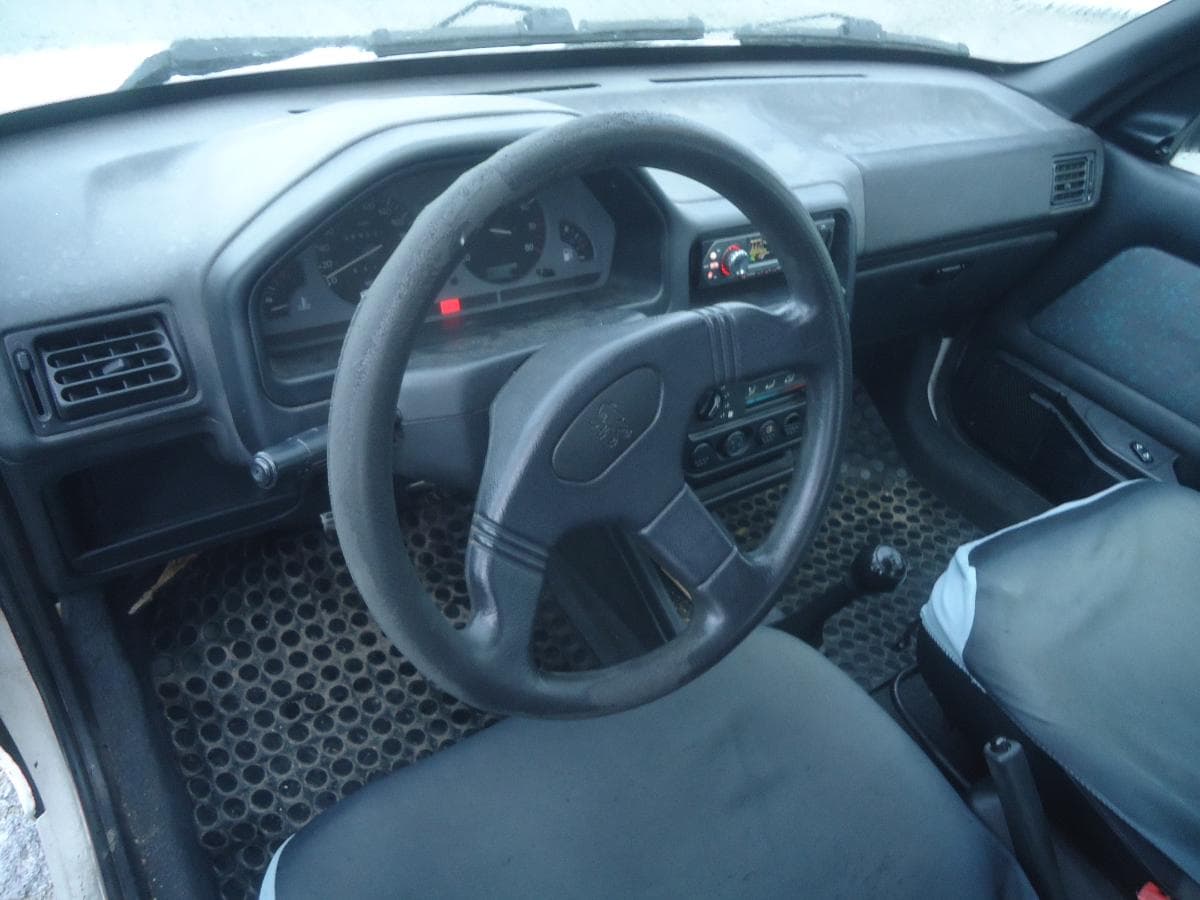 Peugeot 106 1.1 — imagem 10