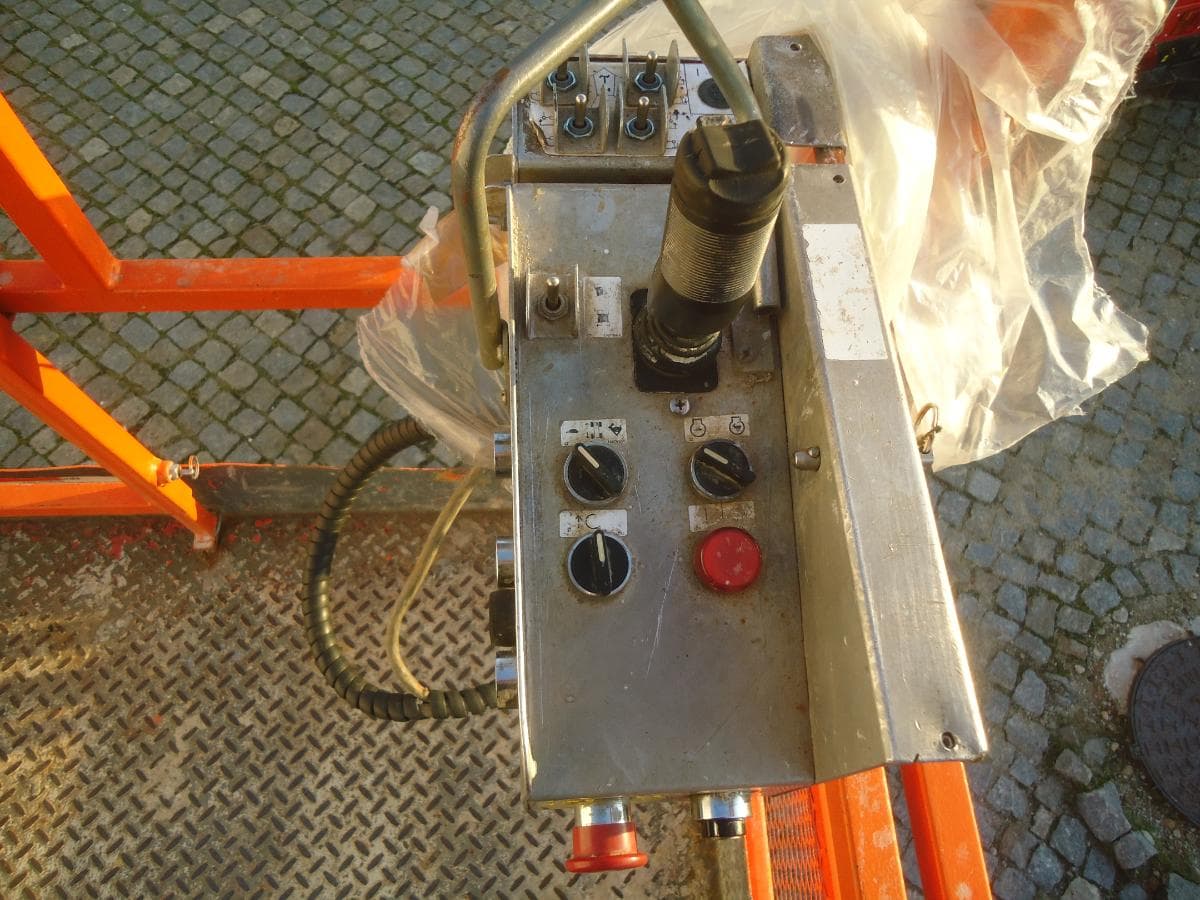 Plataforma Skyjack SJ8841 — imagem 7
