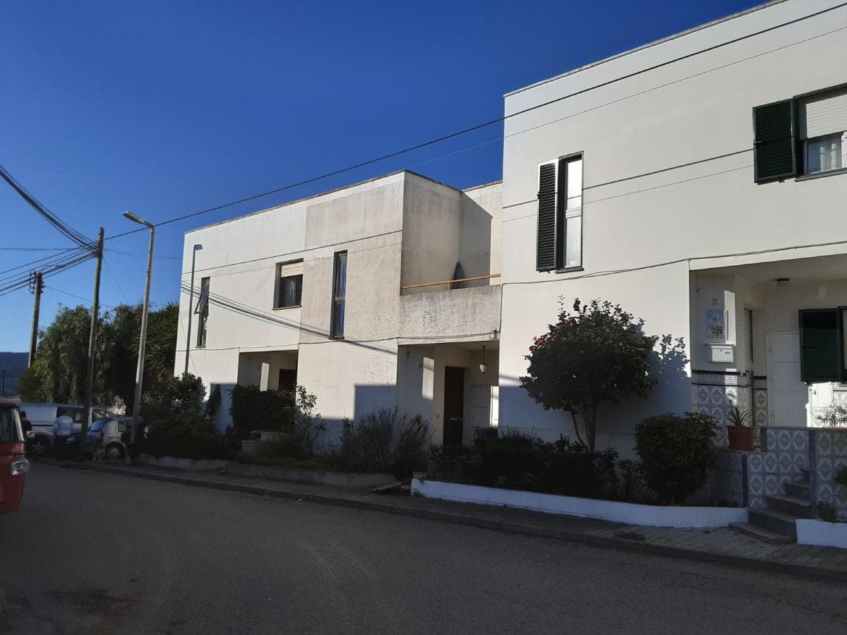 Moradia V2 · Sintra — imagem 1