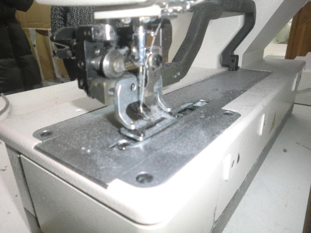 11 Máquinas de costura + Prensa — image 29