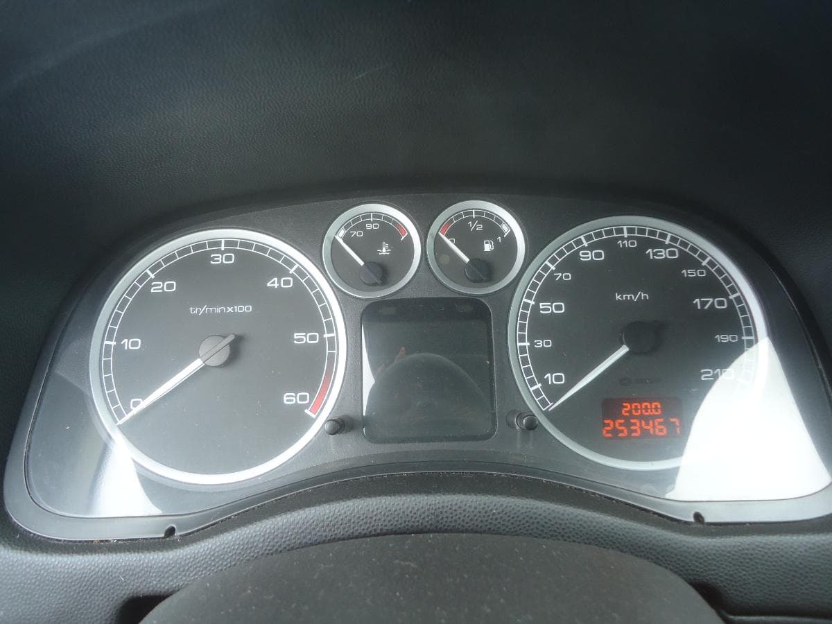 Peugeot 307 1.4 HDI — imagem 11