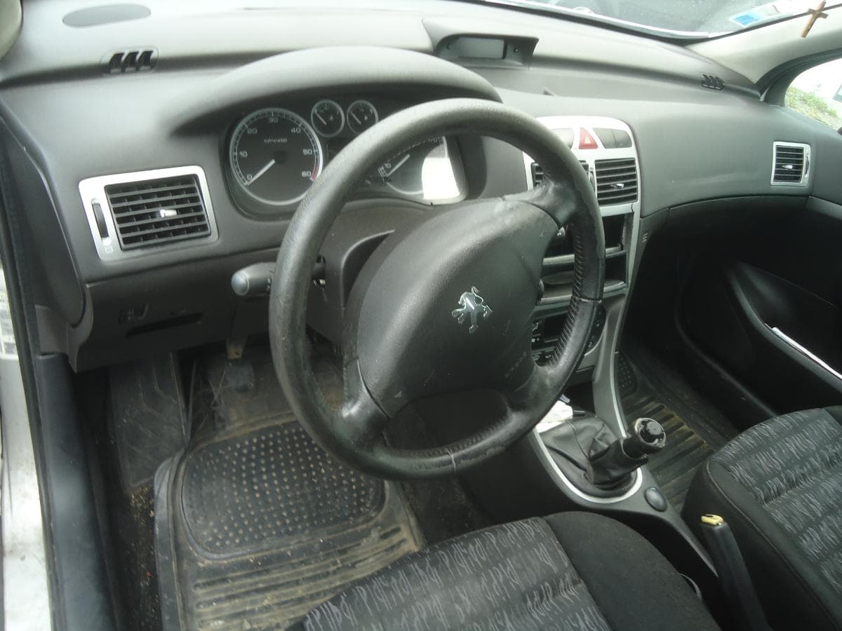 Peugeot 307 1.4 HDI — imagem 10