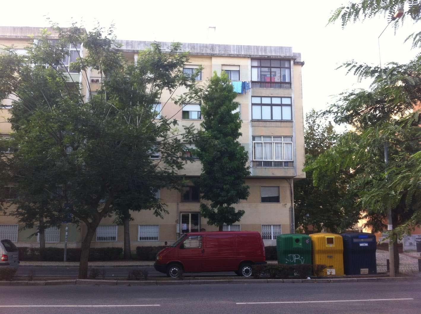 IMOVEL - Prédio Urbano - Fracção Autónoma designada pela letra "G" destinada a habitação tipologia T1 no rés- ... — imagen 4