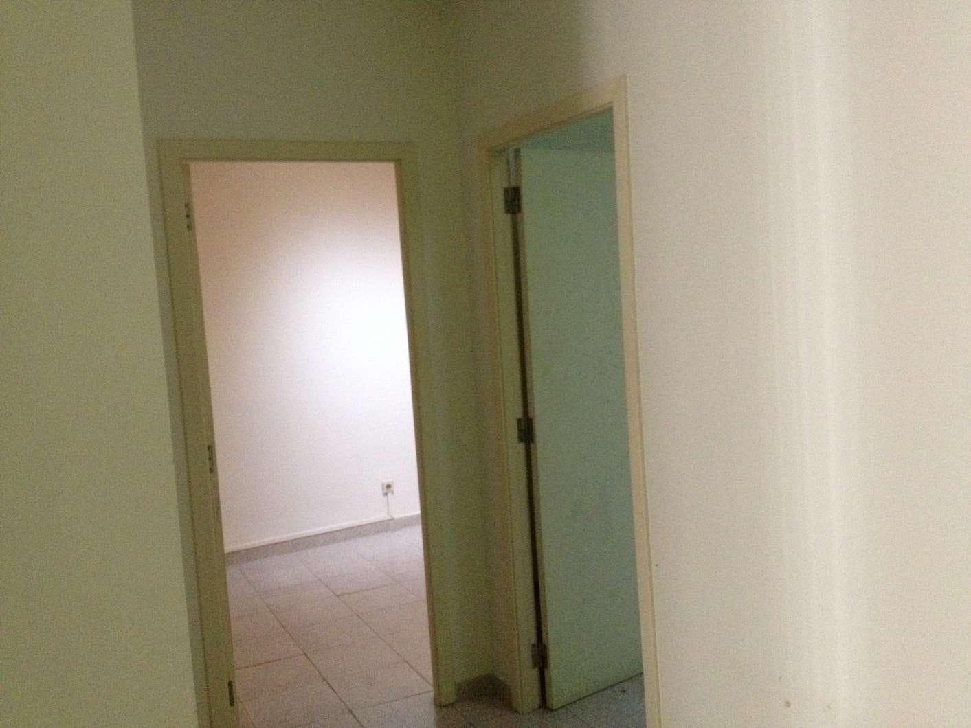 IMOVEL - Prédio Urbano - Fração Autónoma "A" - Loja no rés-do-chão direito com 61,32m2, destinado a comércio ... — image 3