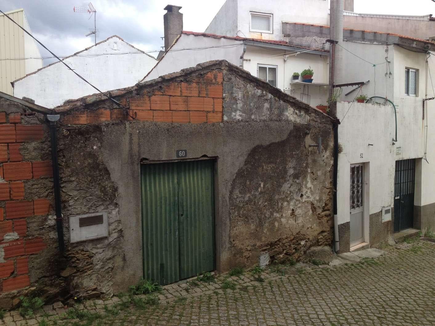 1/2 de Moradia · Alfândega da Fé