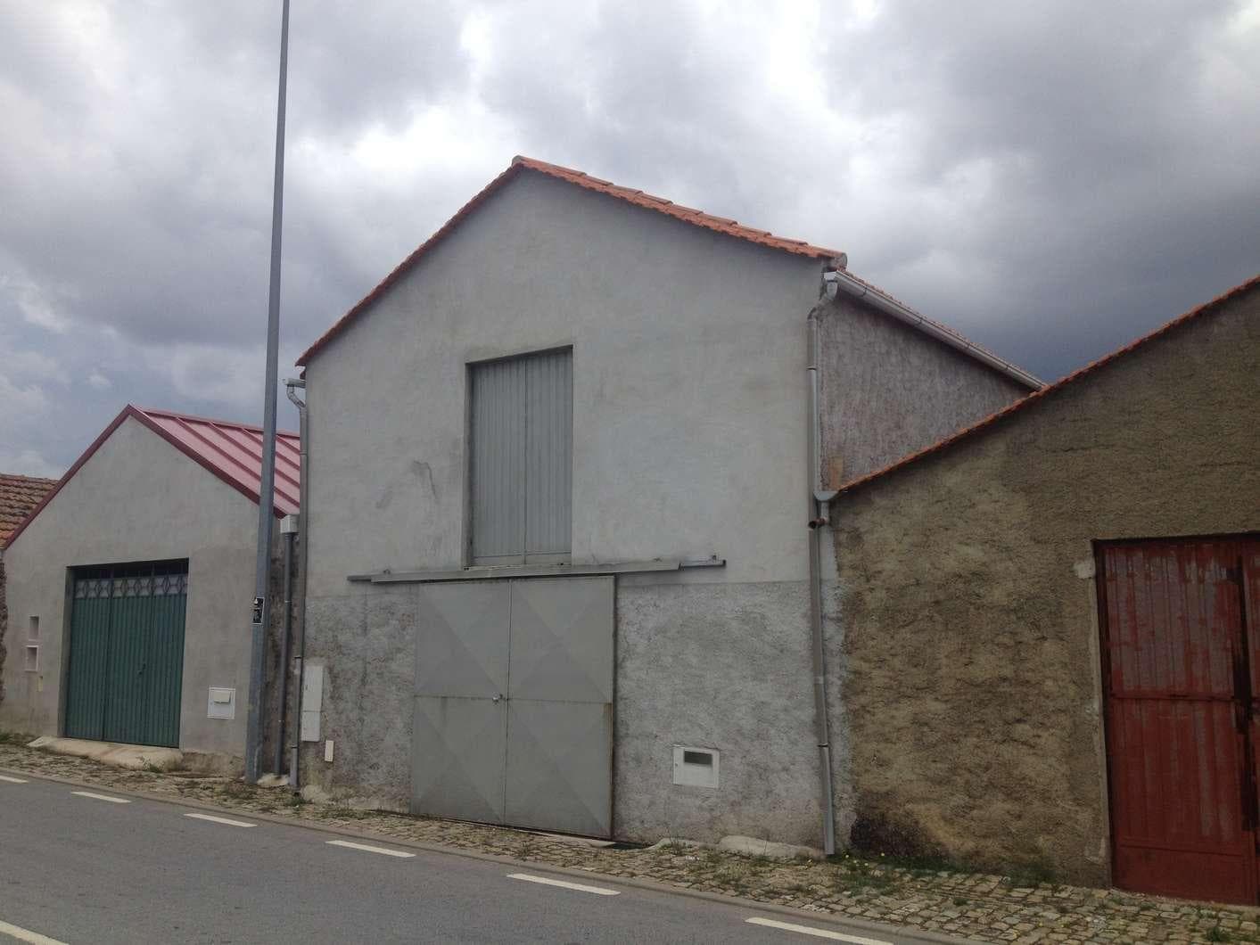 1/2 de Armazém · Alfândega da Fé — imagen 1