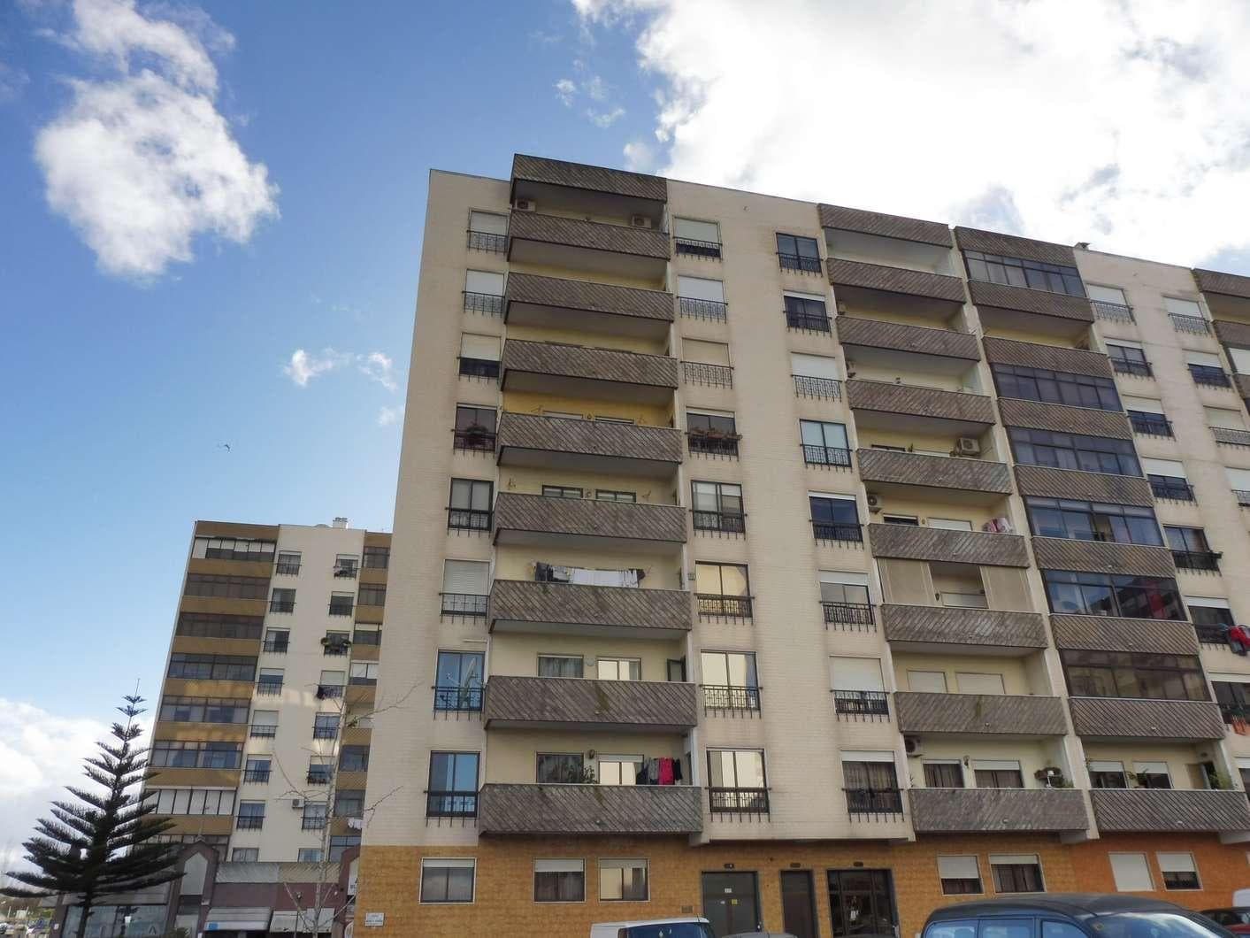 IMOVEL - Prédio Urbano - Fração Autónoma "P" - Habitação com 75m2, tipologia T1, no quinto andar esquerdo. Si ... — imagen 6