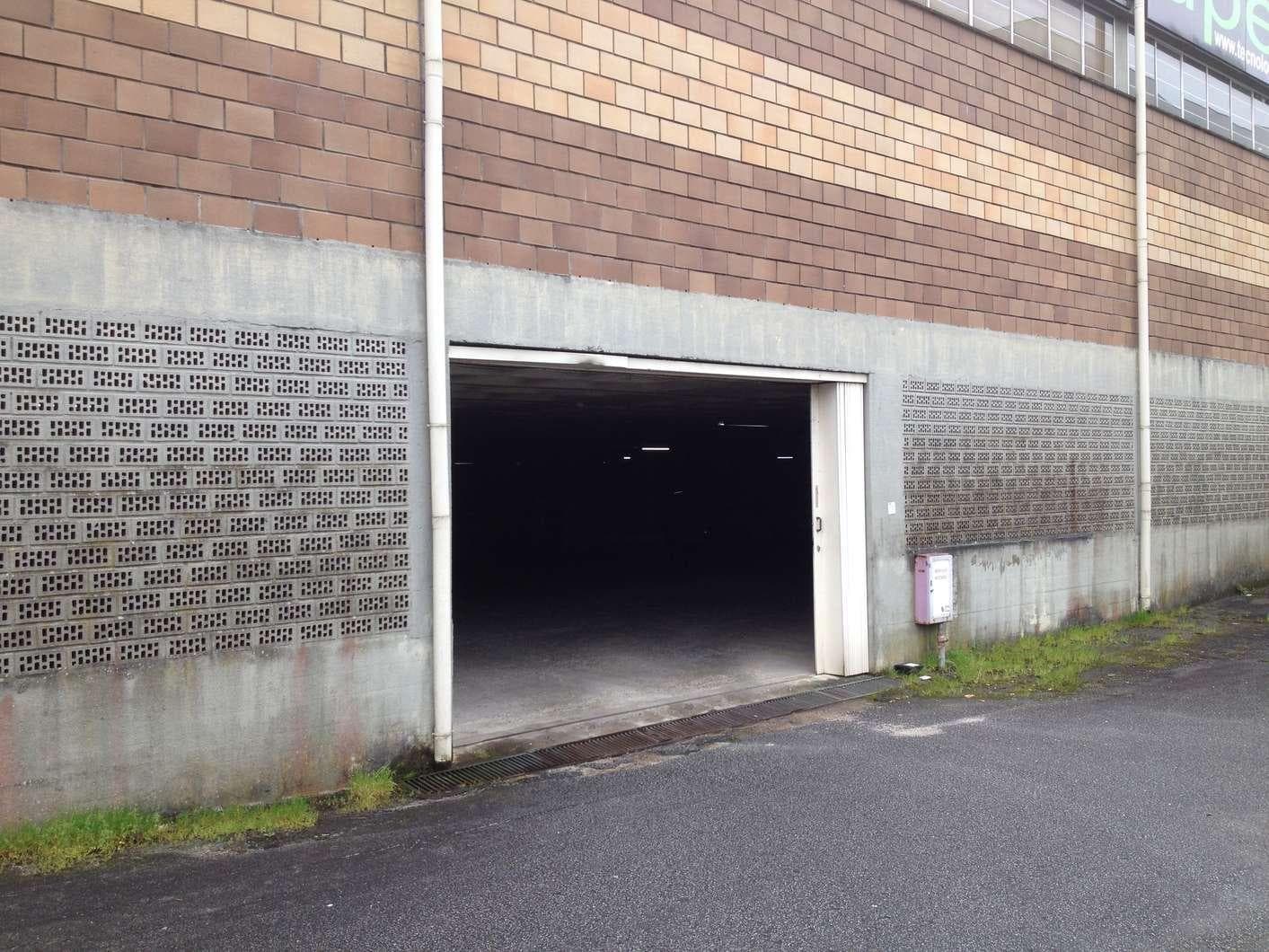 381/1000 de Garagem · Guimarães — imagen 2