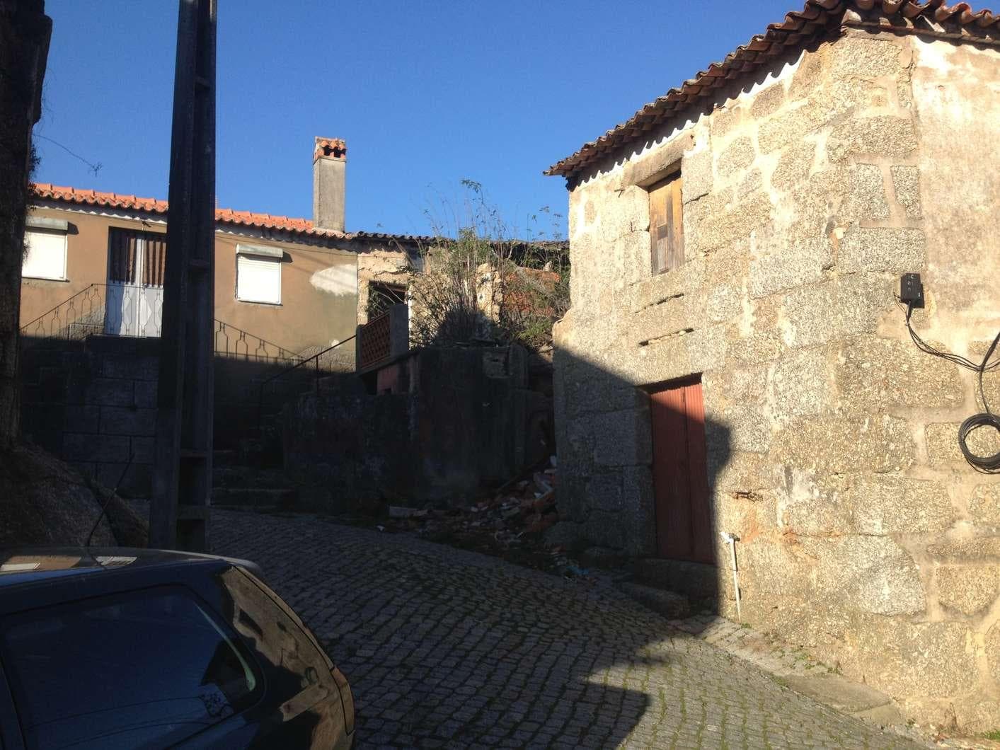Moradias p/ Recuperação · Santa Comba Dão — imagen 4