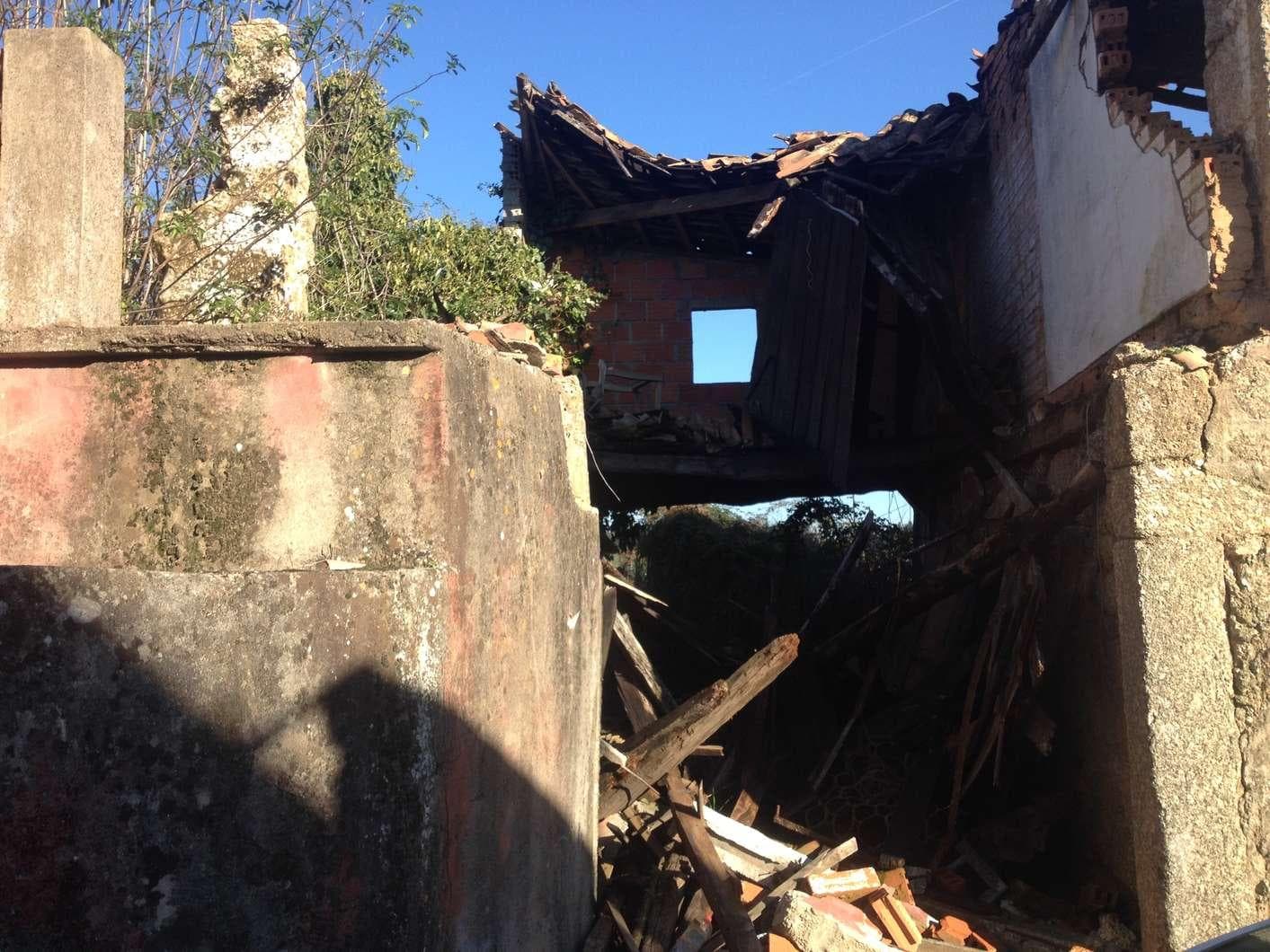 Moradias p/ Recuperação · Santa Comba Dão — imagen 5