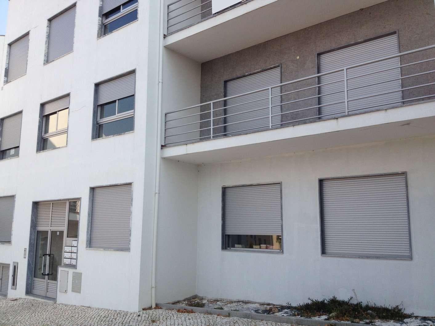 IMOVEL - Prédio Urbano - Fração Autónoma "B" - Habitação com 68,55m2, tipologia T1, no rés-do-chão frente. Si ... · Portalegre — imagen 6