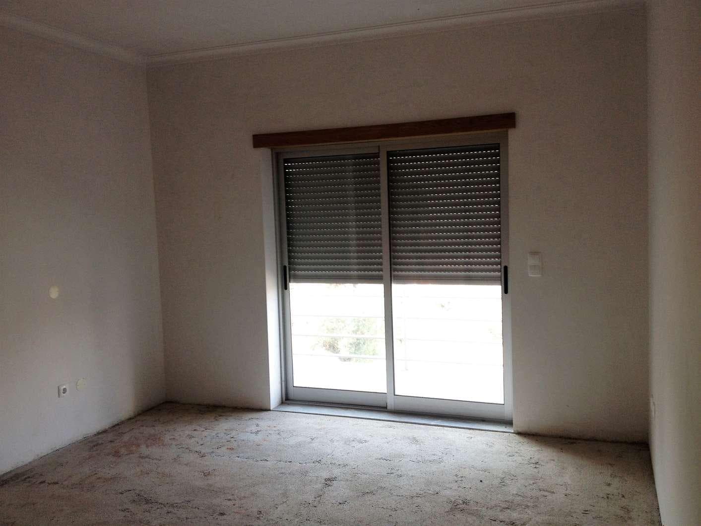IMOVEL - Prédio Urbano - Fração Autónoma "G" - Habitação com 145,50m2, tipologia T3, no segundo andar direito ... · Portalegre — imagen 3