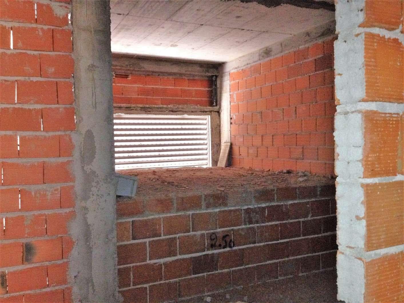 IMOVEL - Prédio Urbano - Fração Autónoma "A" - Habitação com 141m2, tipologia T2+1, no rés-do-chão direito. S ... · Portalegre — imagen 3