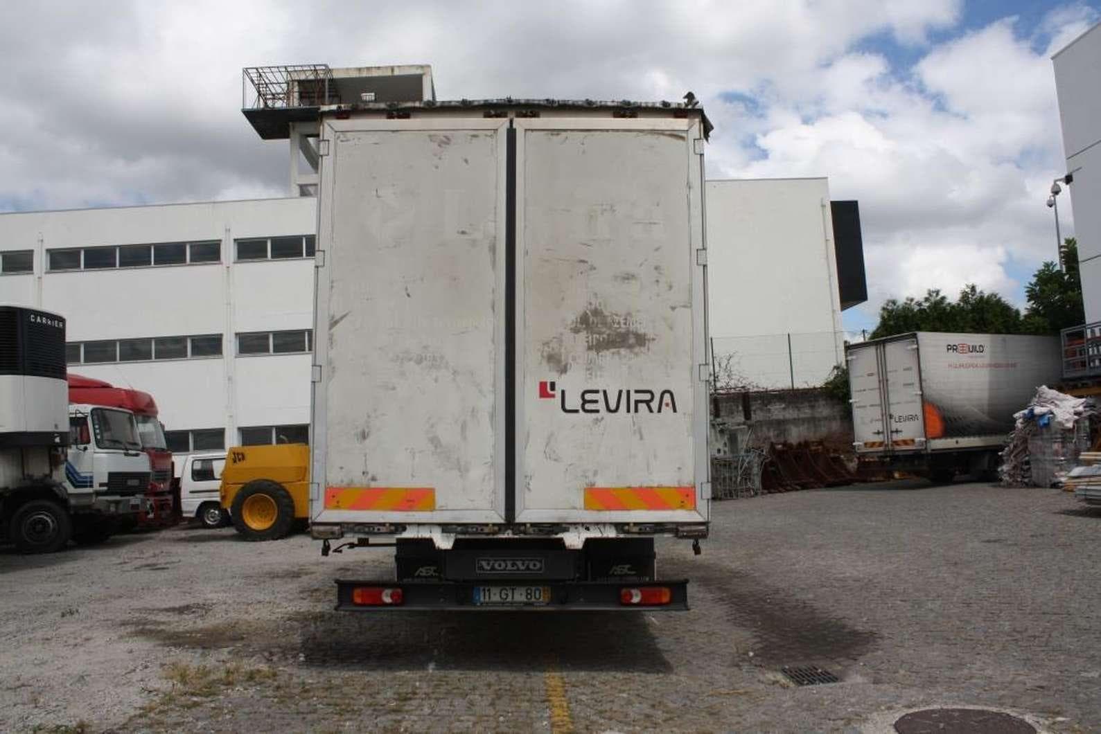 VOLVO FLL12 Matrícula 11-GT-80 — imagen 5