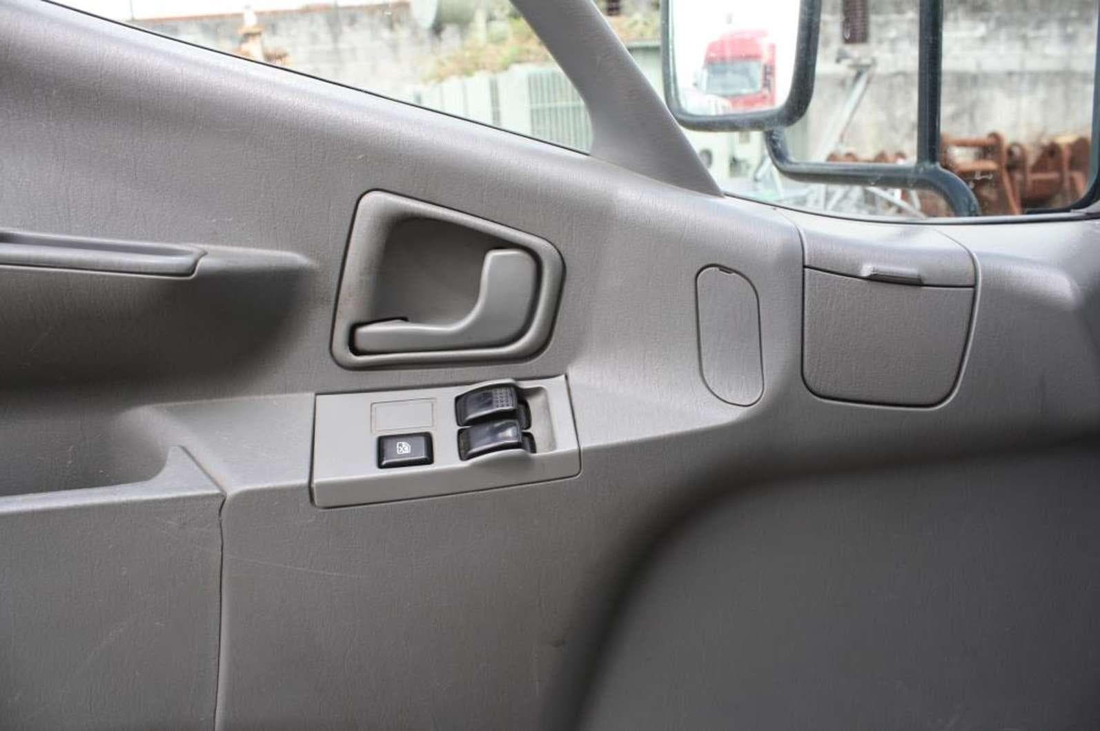 Mitsubishi Canter — imagen 3
