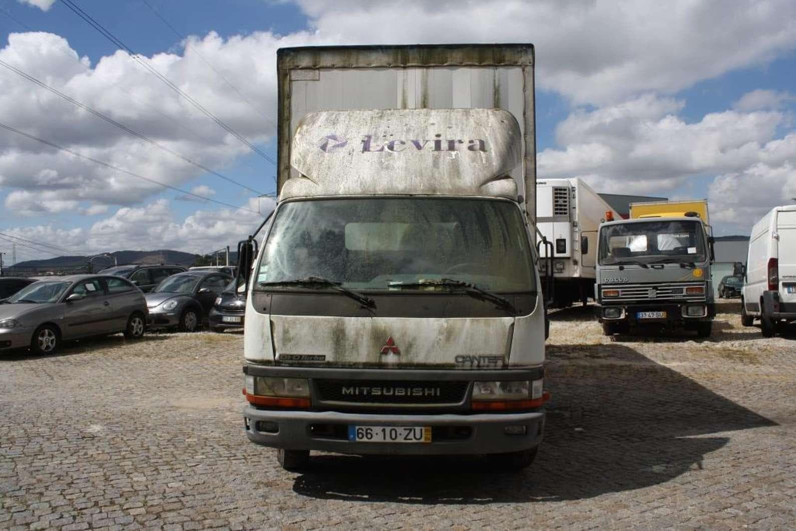 MITSUBISHI CANTER — imagen 2