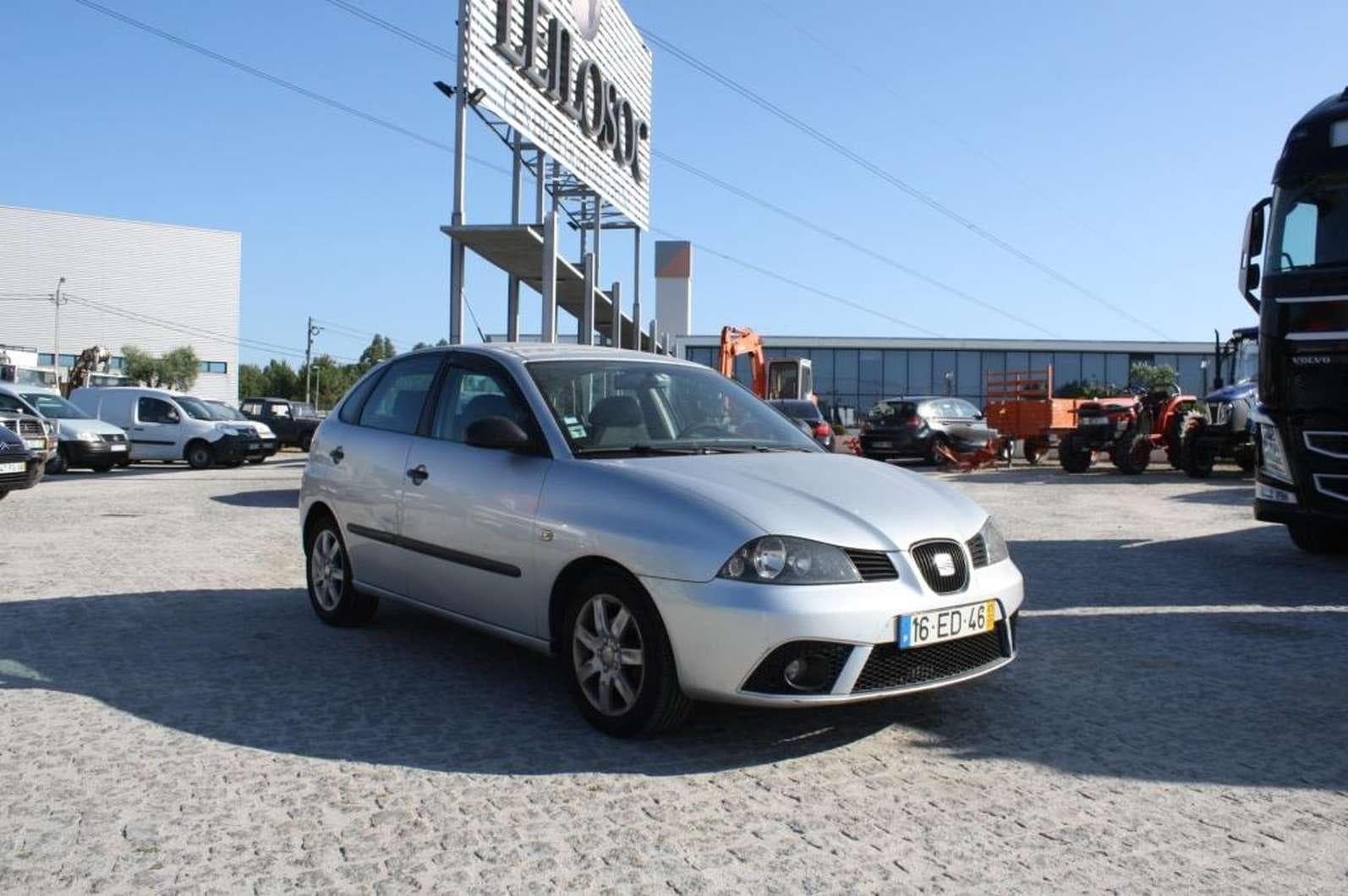 SEAT IBIZA — imagem 2
