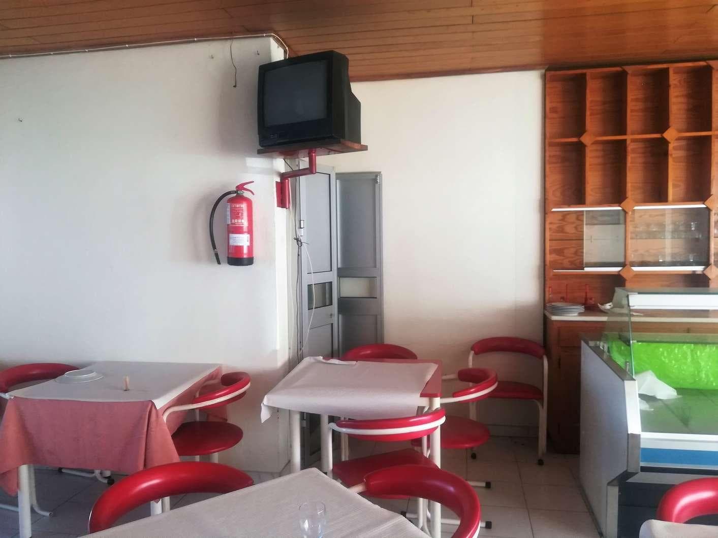 IMOVEL - Prédio Urbano - Fração Autónoma "C" - Loja com 120m2, no rés-do-chão direito do corpo sul, destinada ... — imagen 9