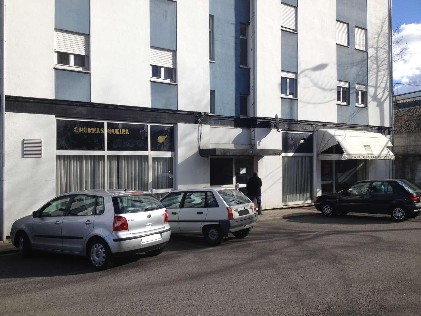 IMOVEL - Prédio Urbano - Fração Autónoma "C" - Loja com 120m2, no rés-do-chão direito do corpo sul, destinada ... — imagen 4