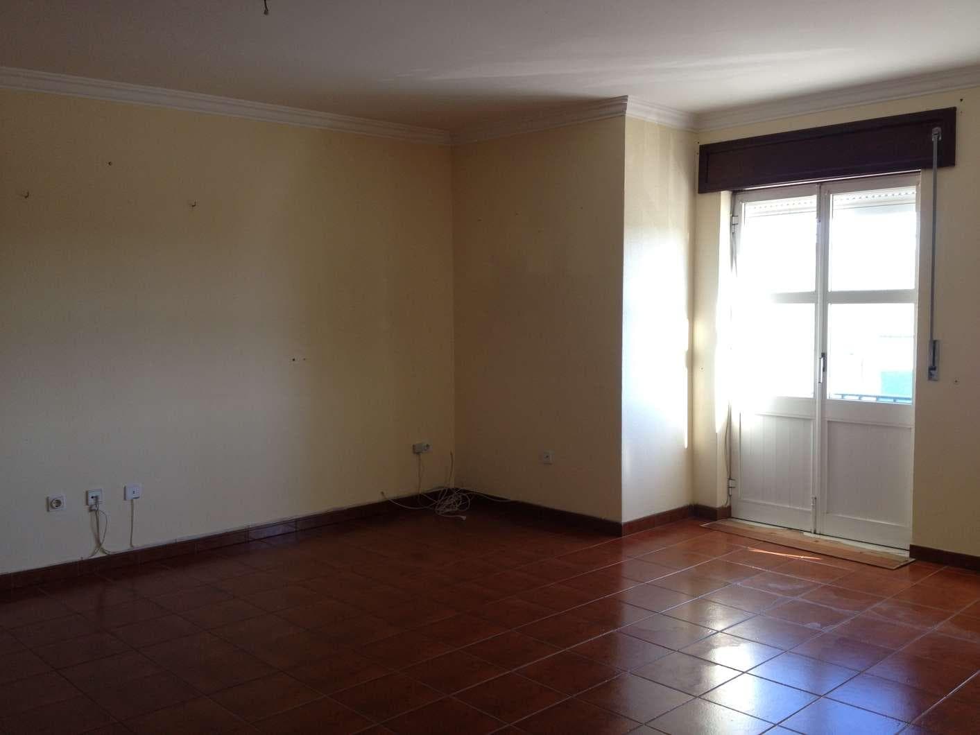 Apartamento T3 · Alter do Chão - Portalegre — imagem 3