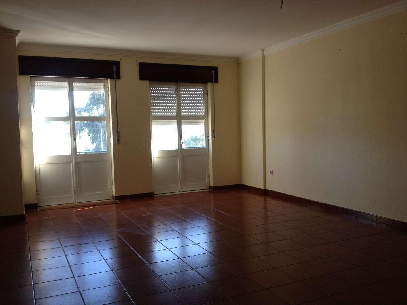 Apartamento T3 · Alter do Chão - Portalegre — imagem 2