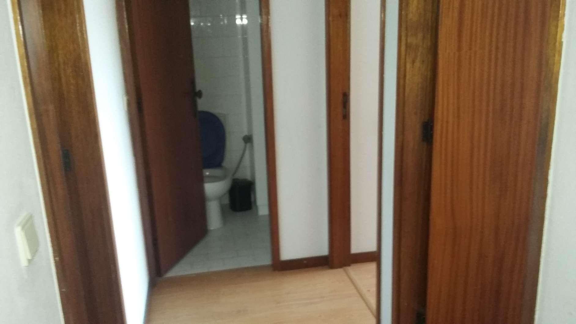 IMOVEL - Prédio Urbano - Fração autónoma "Z" - Habitação, no segundo andar esquerdo, sito na Rua Eça de Queir ... — image 7