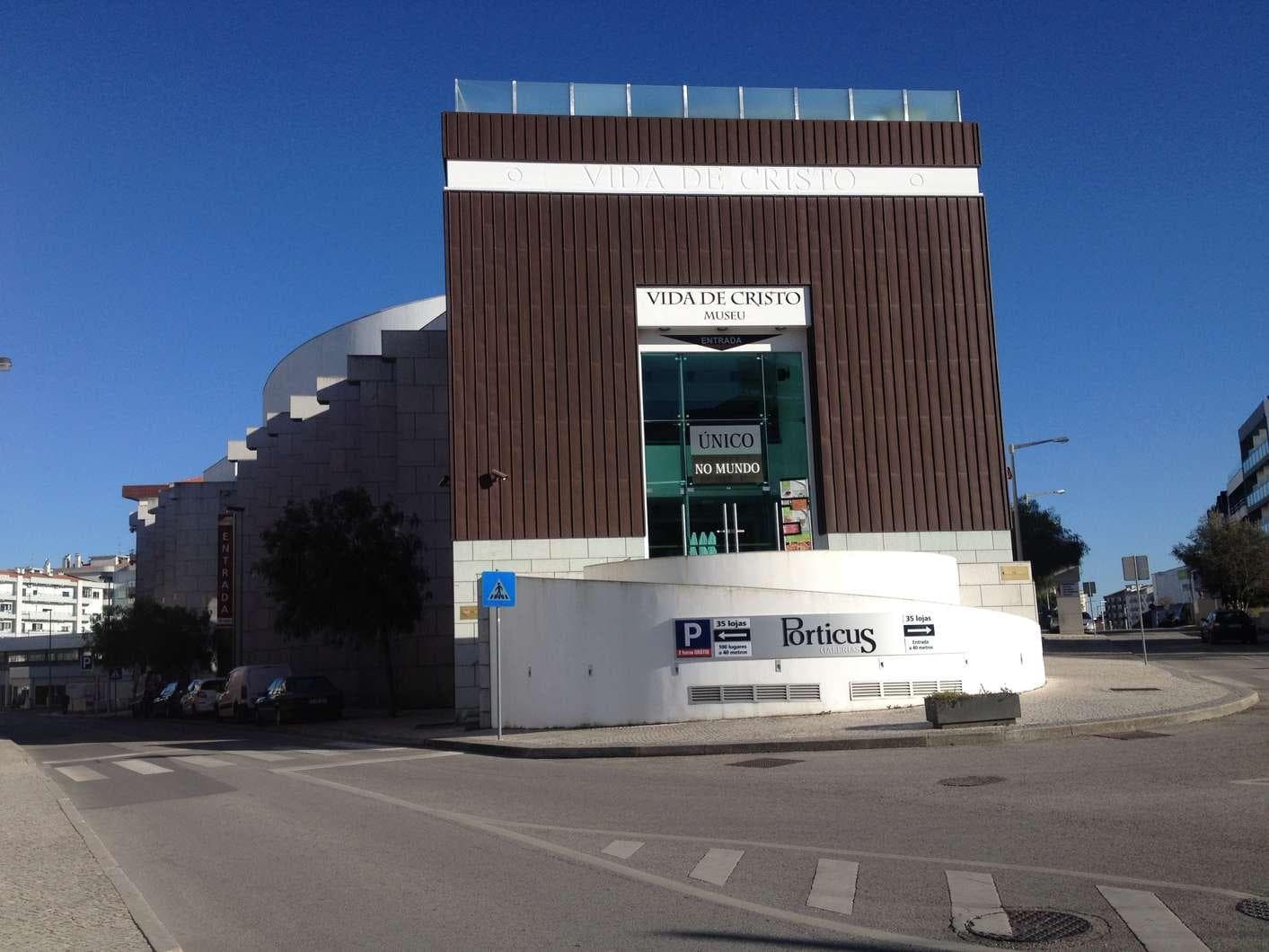 Museu + Cenários + Mobiliário · Fátima