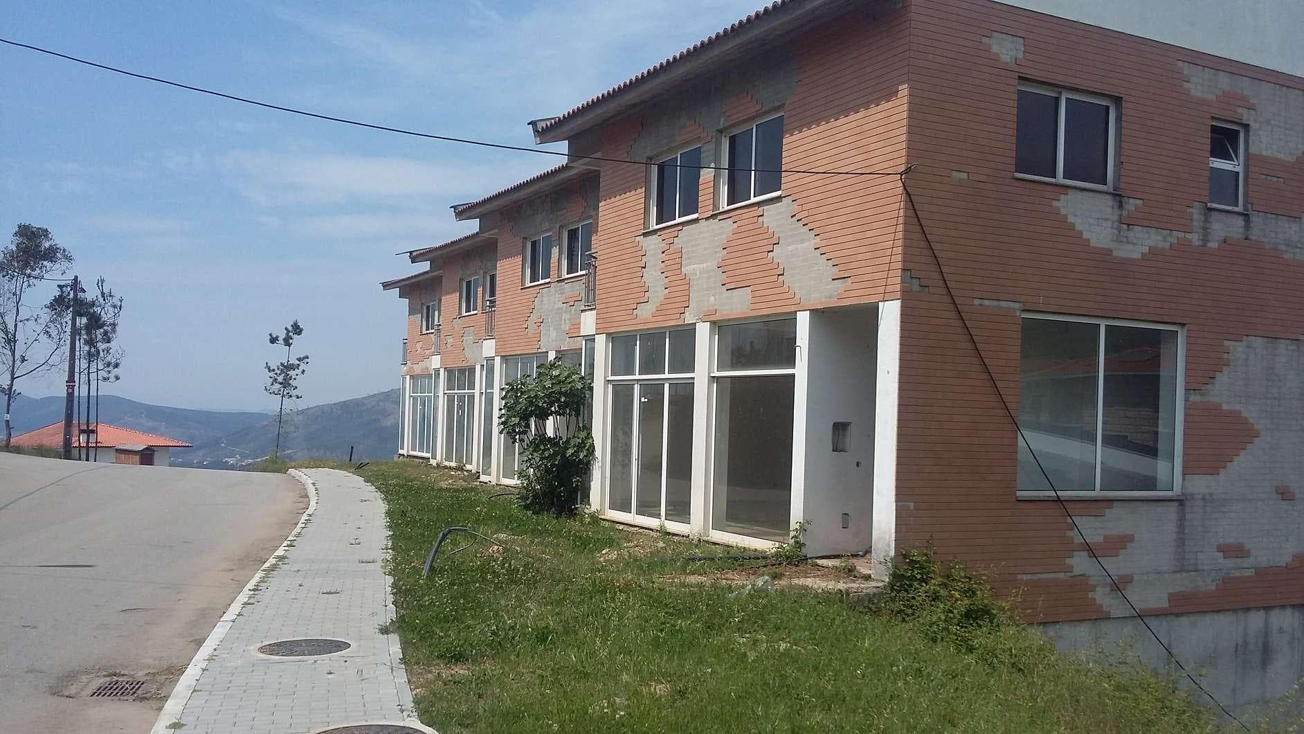 Parcela de Terreno, Lote nº 14