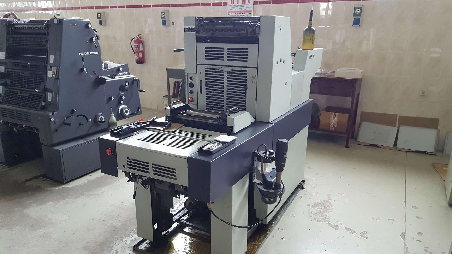 Máquina de impressão offset