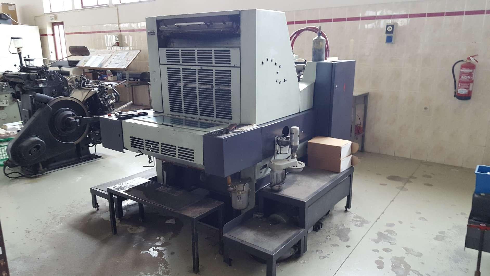 Máquina de impressão offset