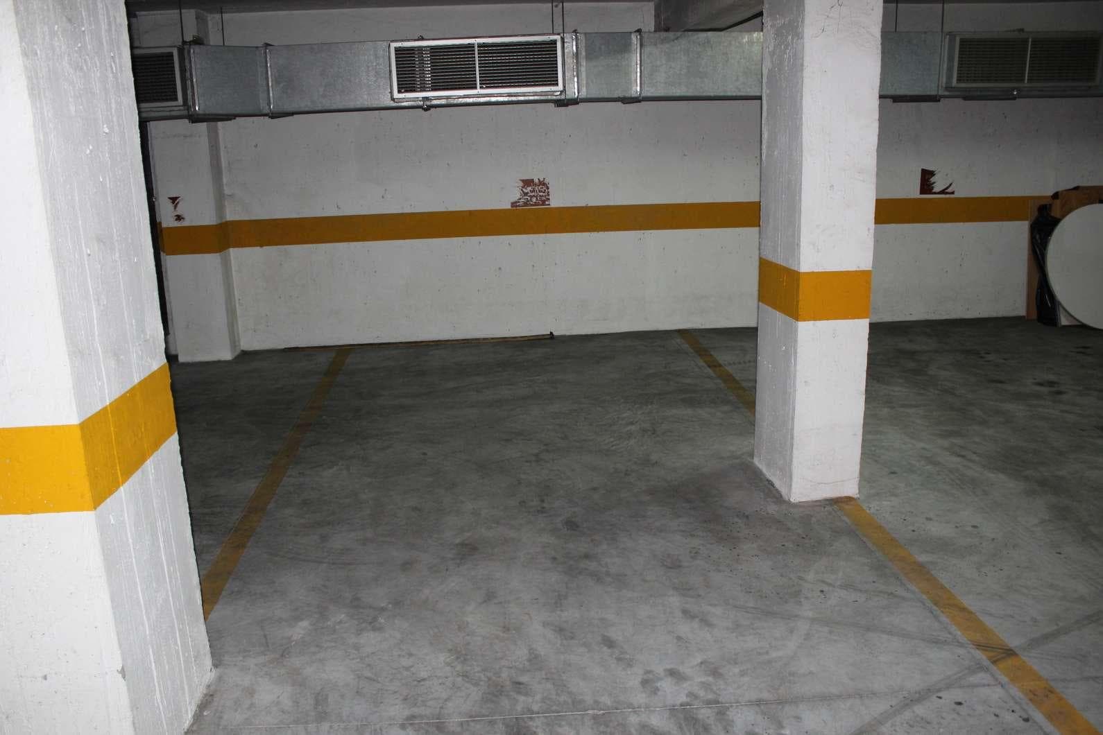 1/2 de 66 Lugares de Garagem · Alfragide — imagen 12