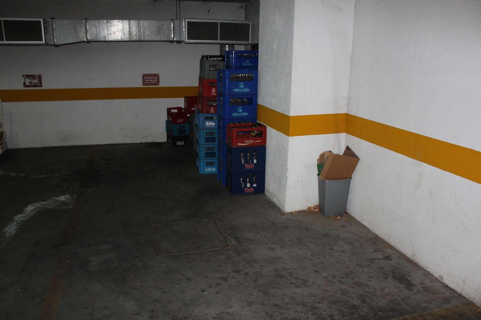 1/2 de Lugar de Garagem