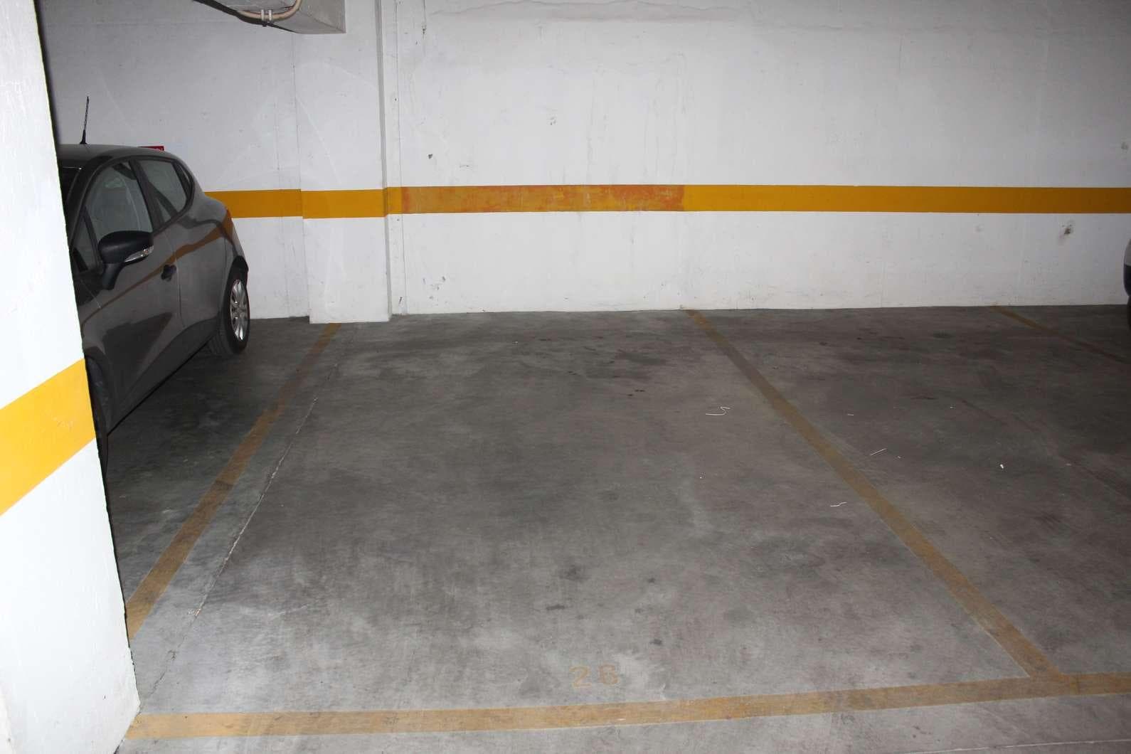1/2 de Lugar de Garagem