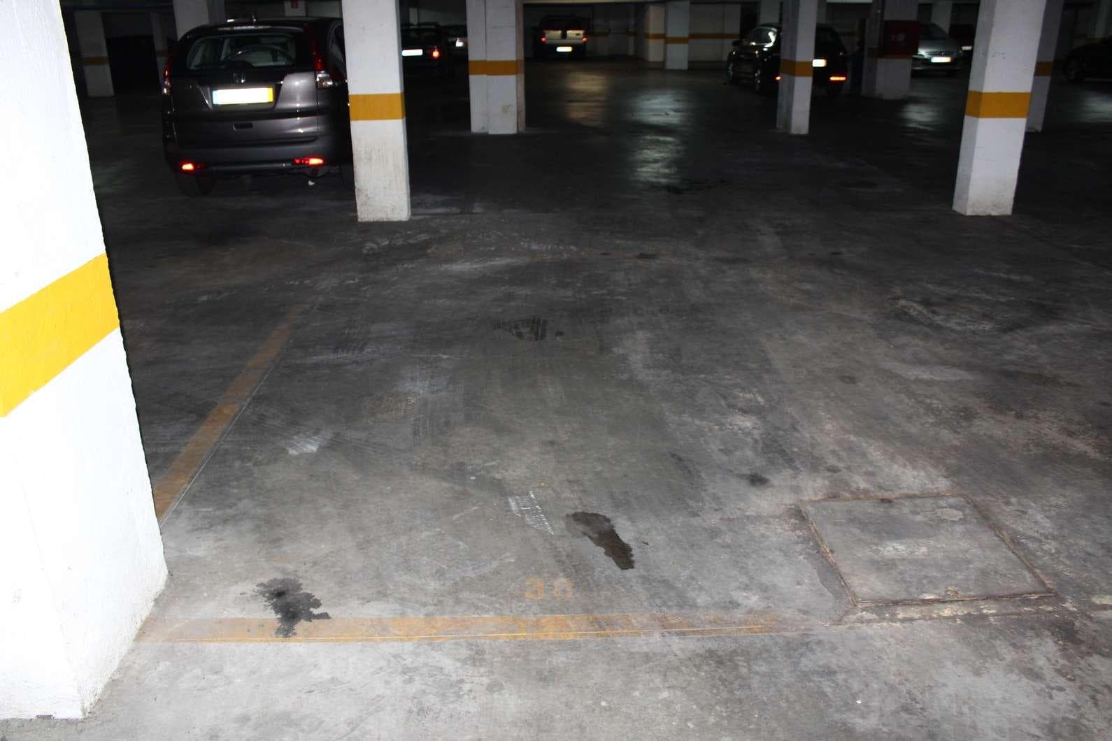 1/2 de Lugar de Garagem