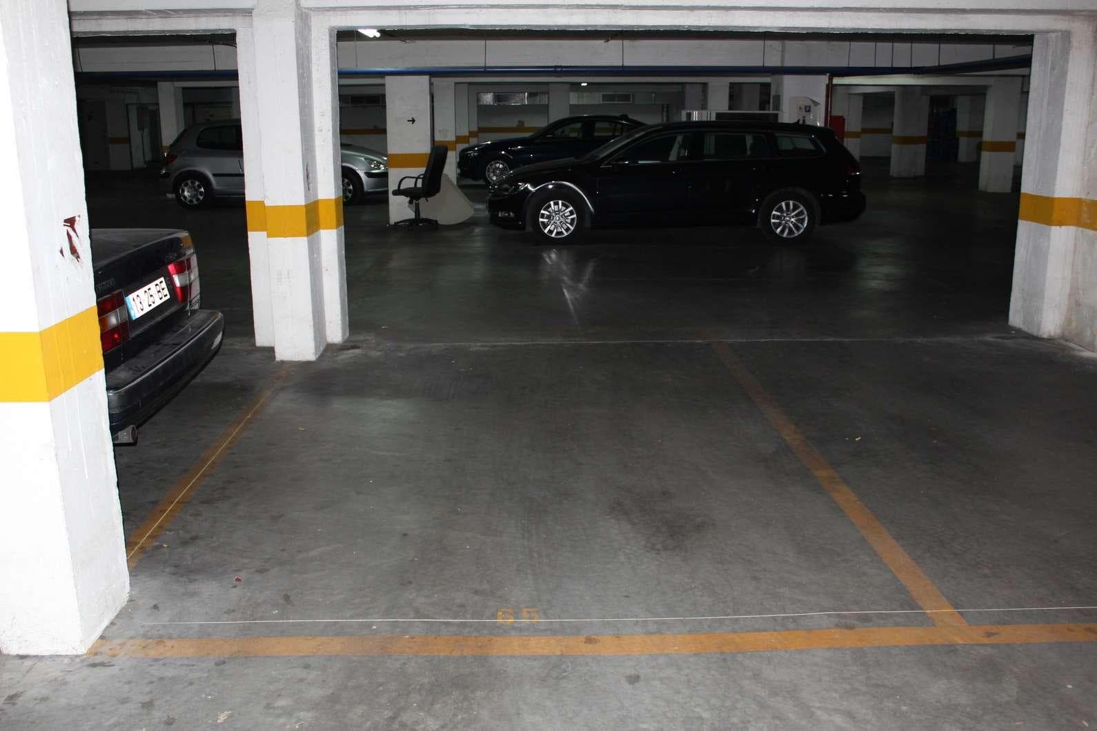 1/2 de Lugar de Garagem