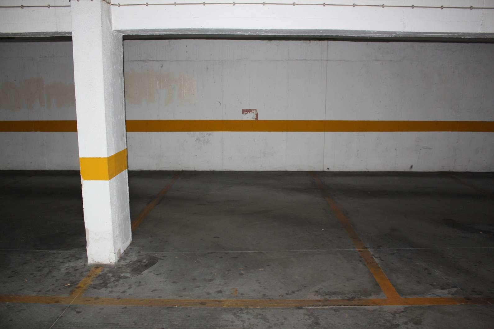 1/2 de Lugar de Garagem
