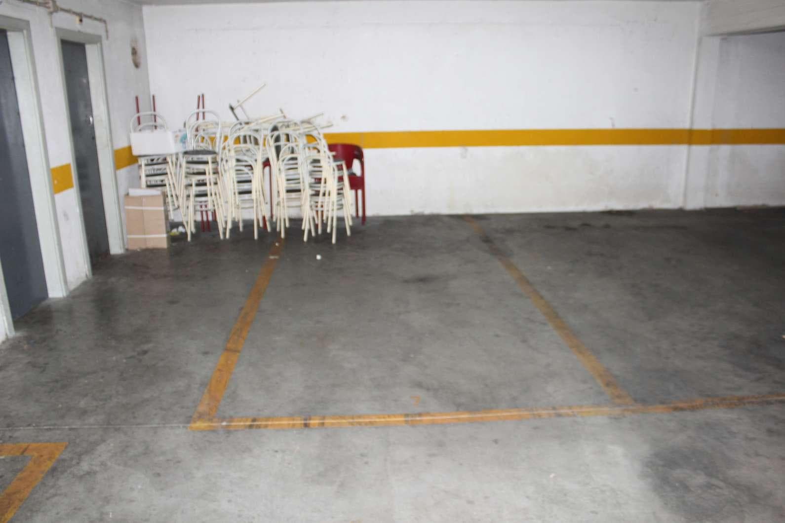 1/2 de Lugar de Garagem