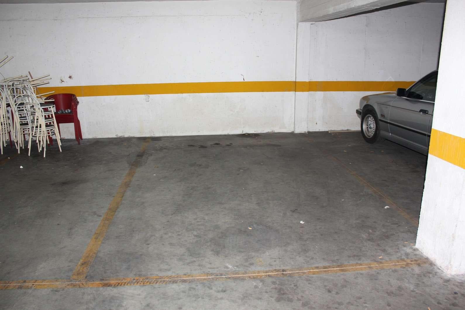 1/2 de Lugar de Garagem