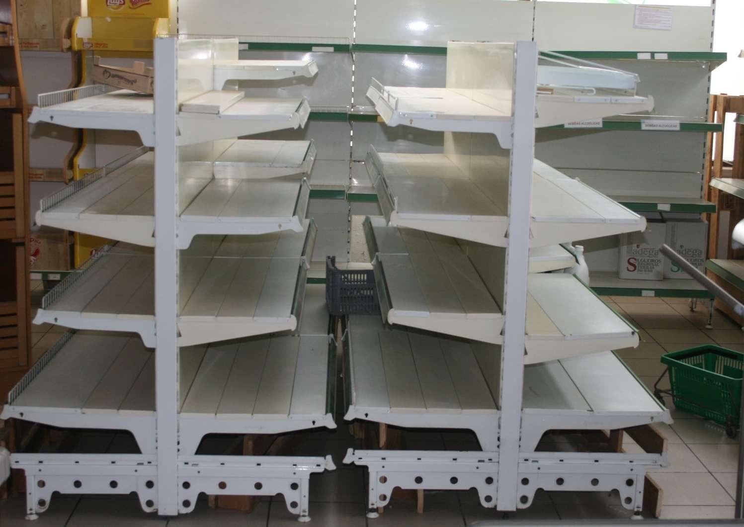 Equipamento do Setor Alimentar · Mobiliário · Eq. Escritório — image 19