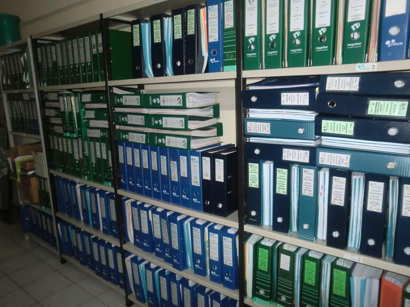Material de escritório ·  Equipamento Informático — imagem 9