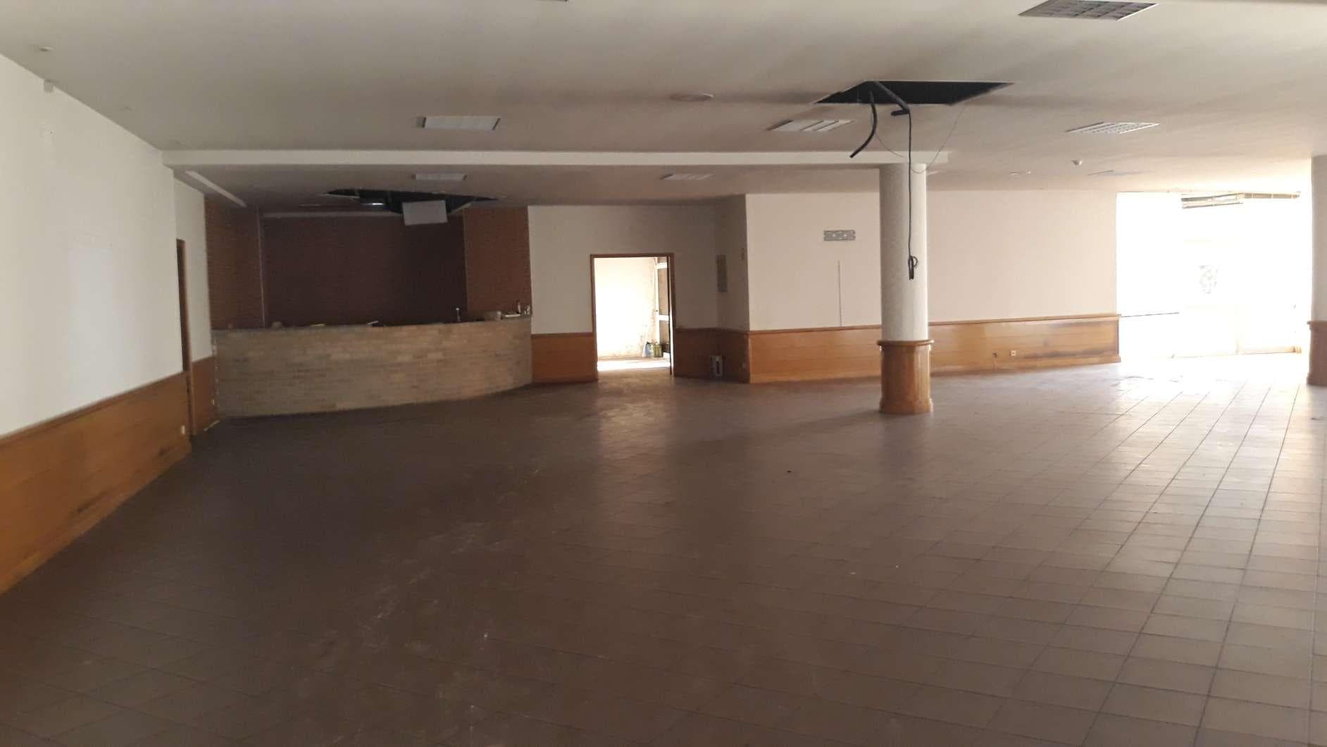 IMOVEL - Prédio Urbano - Parcela de terreno com 8.778m2 destinada a construção urbana. Sito no Bairro das Oli ... — imagen 11
