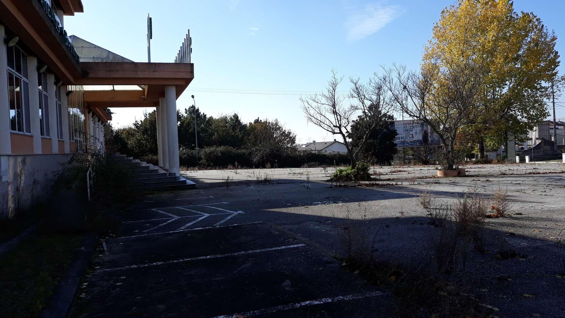 IMOVEL - Prédio Urbano - Parcela de terreno com 8.778m2 destinada a construção urbana. Sito no Bairro das Oli ... — imagen 16